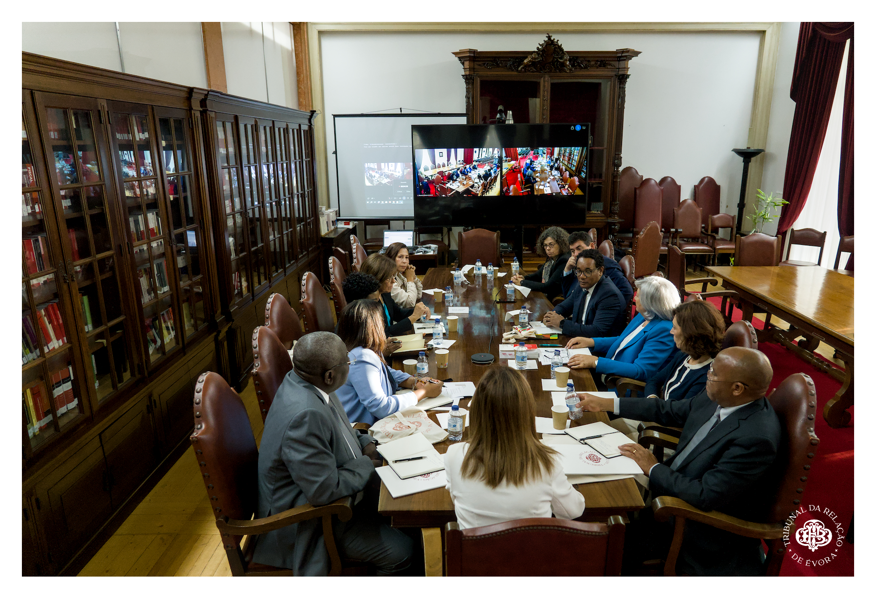 FORMAÇÃO PARA JUÍZES DESEMBARGADORES DOS TRIBUNAIS DA RELAÇÃO DE ANGOLA | 30 DE OUTUBRO ● 2025 | TRIBUNAL DA RELAÇÃO DE ÉVORA