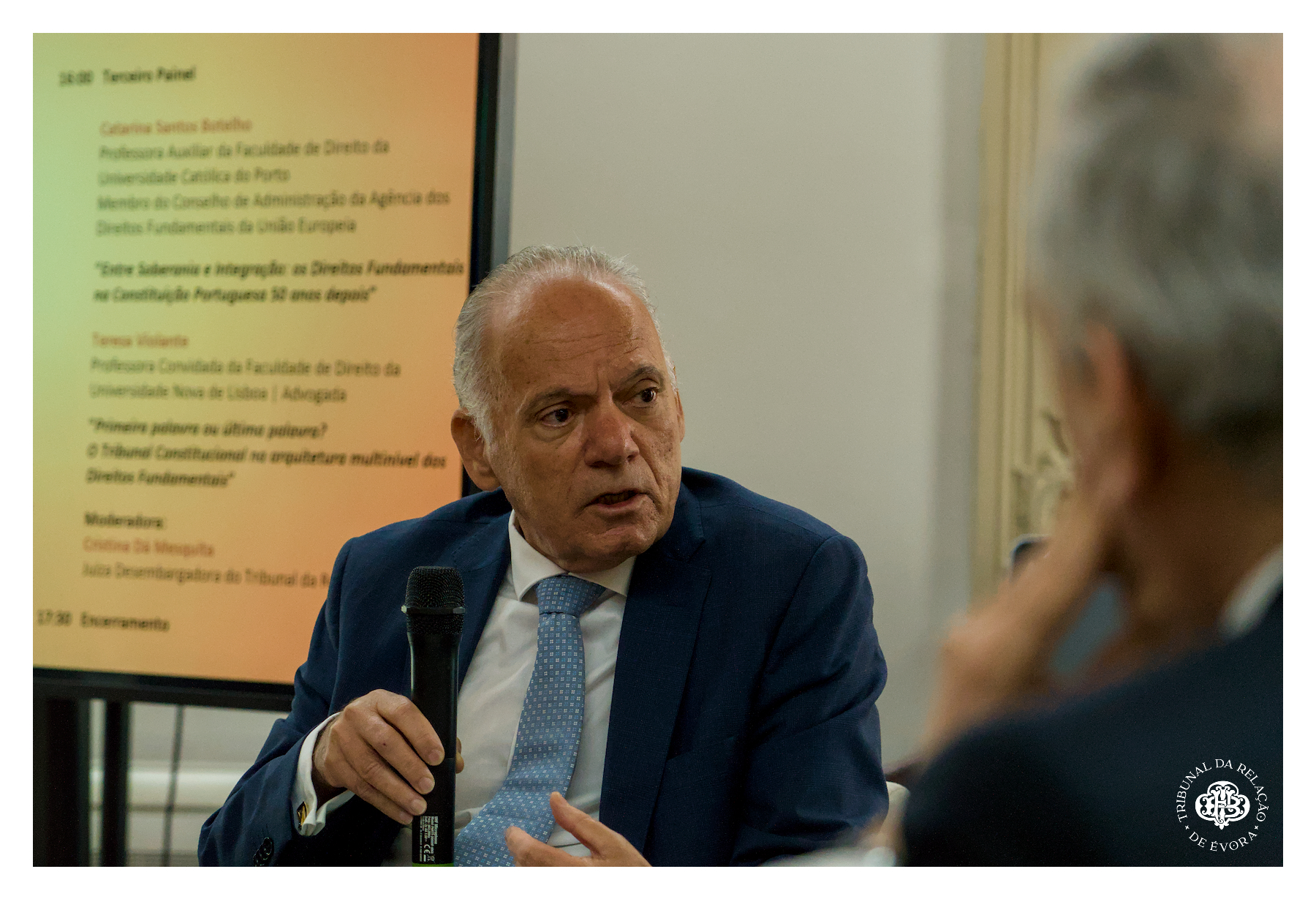 COLÓQUIO COMEMORATIVO DO CINQUENTENÁRIO DA CONSTITUIÇÃO DA REPÚBLICA PORTUGUESA ● 09 de ABRIL de 2026 ● Tribunal da Relação de Évora COLÓQUIO COMEMORATIVO DO CINQUENTENÁRIO DA CONSTITUIÇÃO DA REPÚBLICA PORTUGUESA ● 09 de ABRIL de 2026 ● Tribunal da Relação de Évora