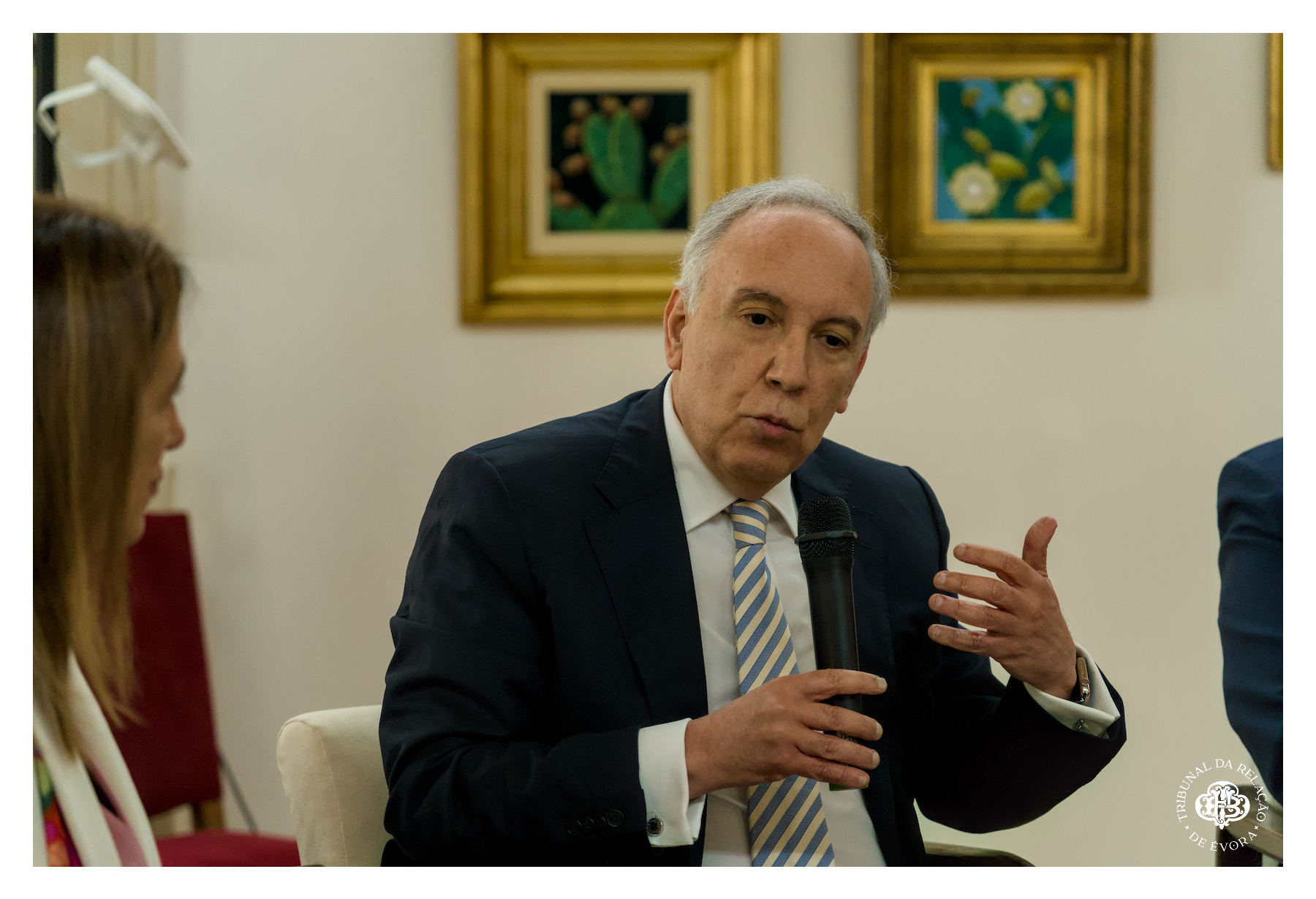 COLÓQUIO COMEMORATIVO DO CINQUENTENÁRIO DA CONSTITUIÇÃO DA REPÚBLICA PORTUGUESA ● 09 de ABRIL de 2026 ● Tribunal da Relação de Évora COLÓQUIO COMEMORATIVO DO CINQUENTENÁRIO DA CONSTITUIÇÃO DA REPÚBLICA PORTUGUESA ● 09 de ABRIL de 2026 ● Tribunal da Relação de Évora