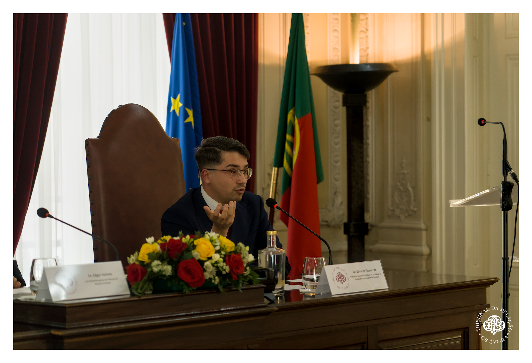COLÓQUIO COMEMORATIVO DO CINQUENTENÁRIO DA CONSTITUIÇÃO DA REPÚBLICA PORTUGUESA ● 09 de ABRIL de 2026 ● Tribunal da Relação de Évora COLÓQUIO COMEMORATIVO DO CINQUENTENÁRIO DA CONSTITUIÇÃO DA REPÚBLICA PORTUGUESA ● 09 de ABRIL de 2026 ● Tribunal da Relação de Évora
