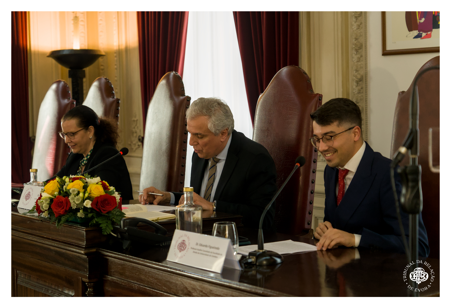 COLÓQUIO COMEMORATIVO DO CINQUENTENÁRIO DA CONSTITUIÇÃO DA REPÚBLICA PORTUGUESA ● 09 de ABRIL de 2026 ● Tribunal da Relação de Évora COLÓQUIO COMEMORATIVO DO CINQUENTENÁRIO DA CONSTITUIÇÃO DA REPÚBLICA PORTUGUESA ● 09 de ABRIL de 2026 ● Tribunal da Relação de Évora