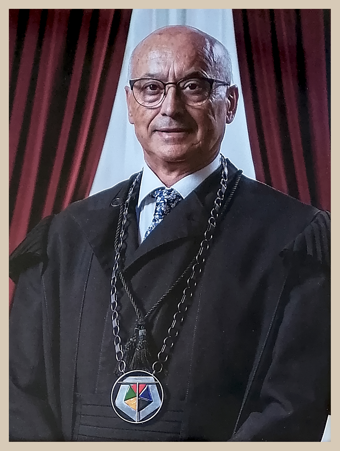 Dr. João Luís Nunes • 13.º Presidente